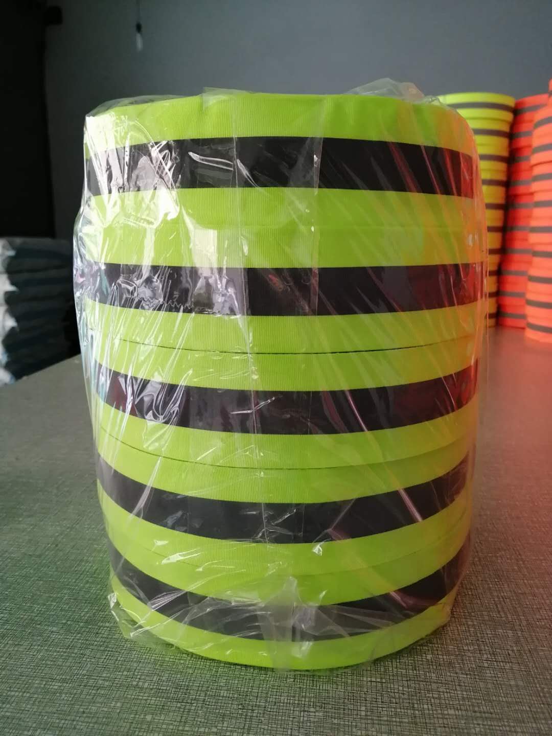 reflective ribbon
