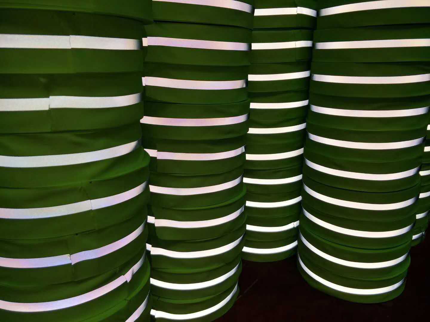 reflective ribbon
