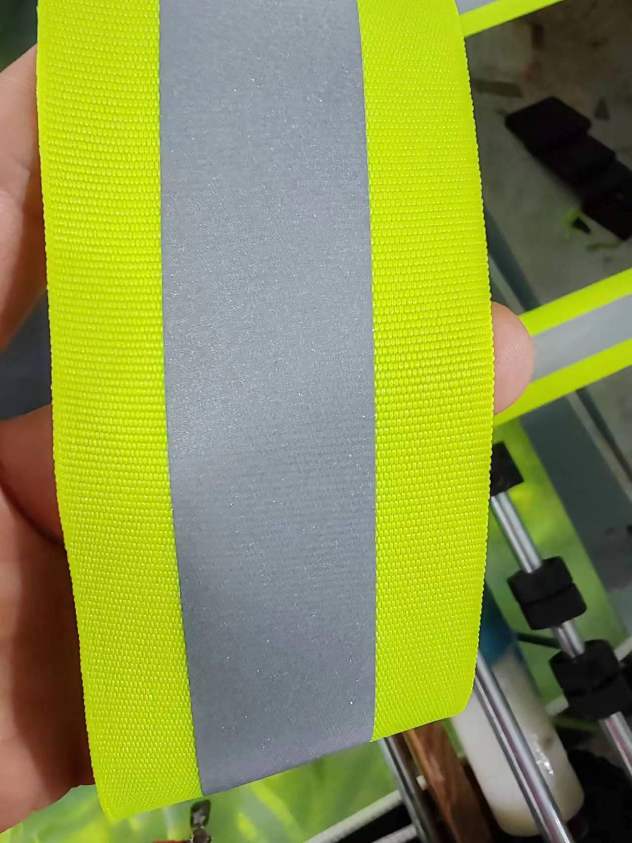 reflective ribbon