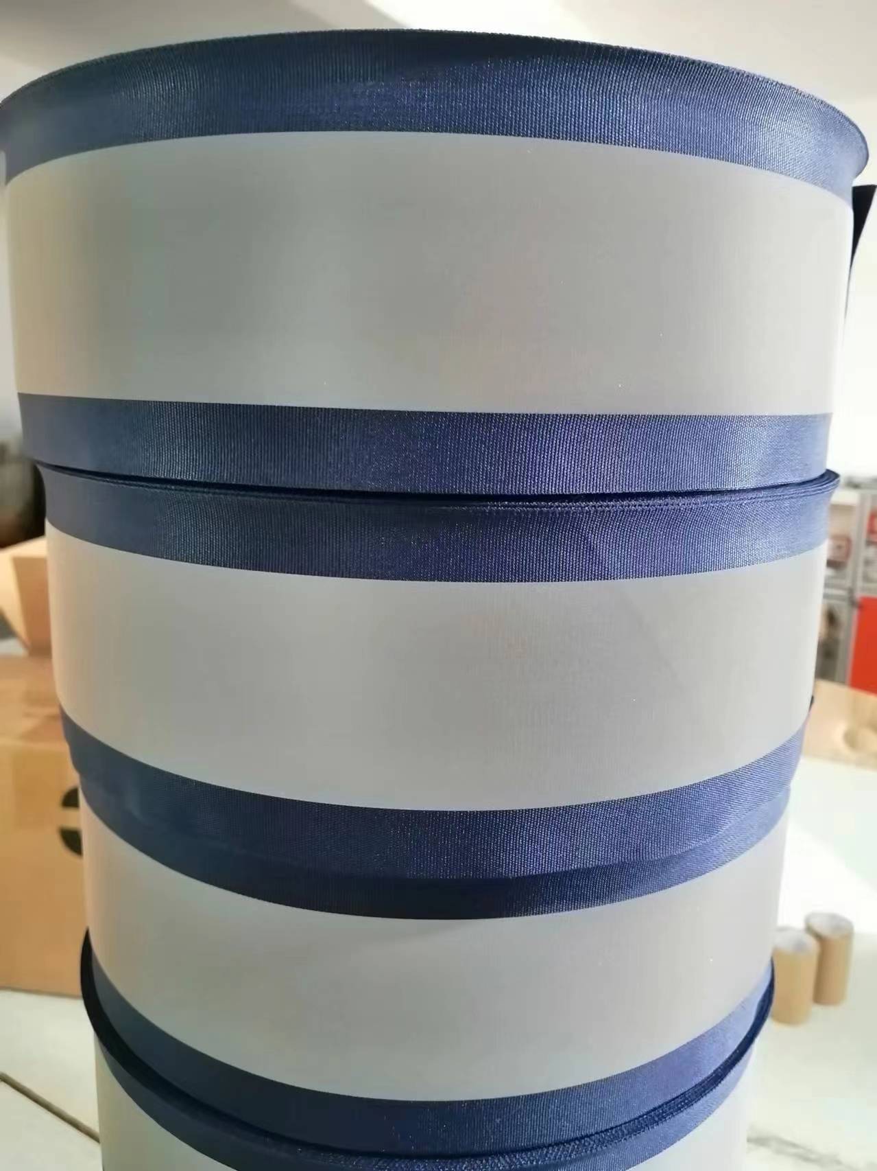 reflective ribbon