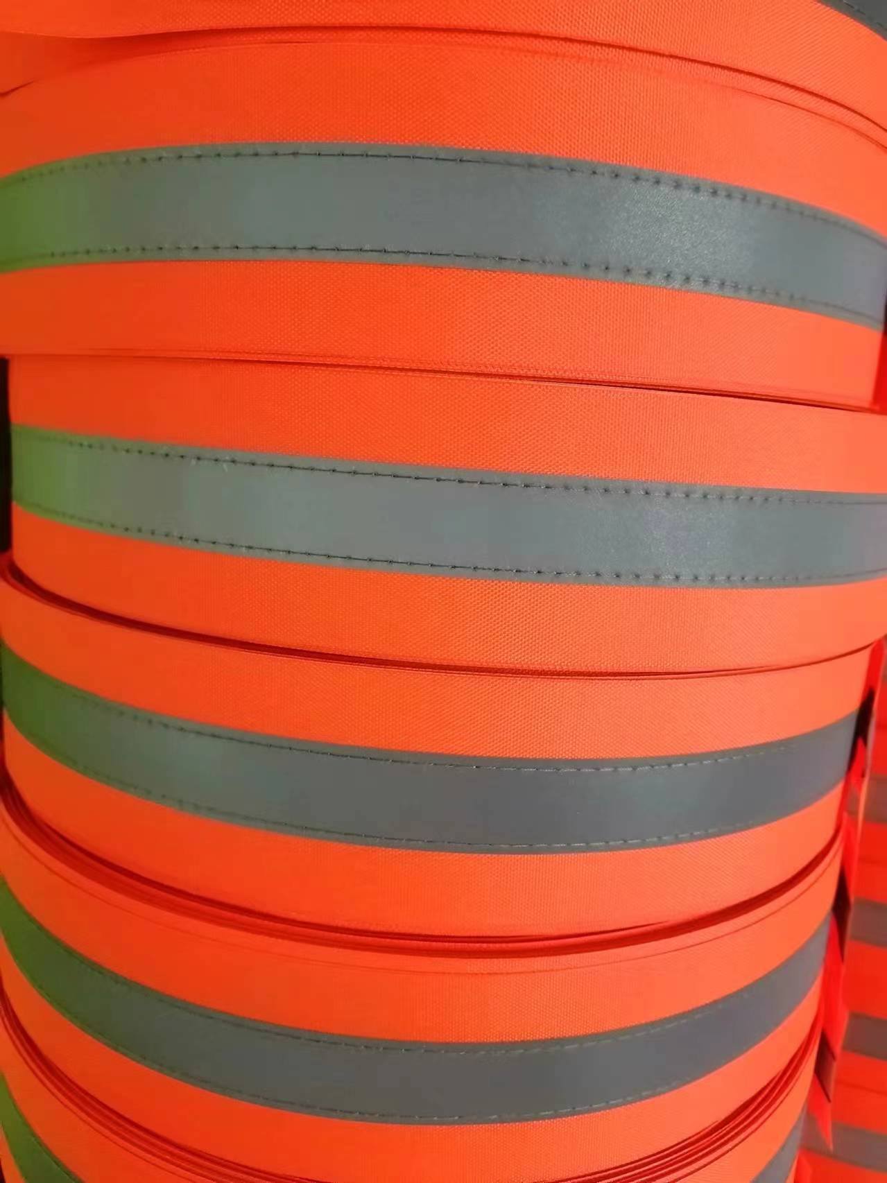 reflective ribbon